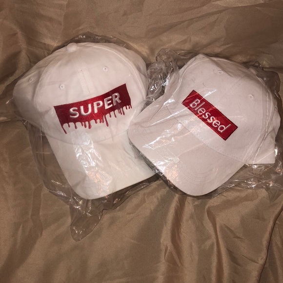 TWO HATS FOR THE PRICE OF ONE - Picture 5 of 5